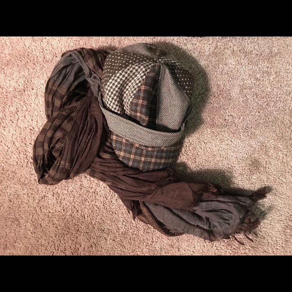 Super Cute Matching Brown Hat and Scarf Set